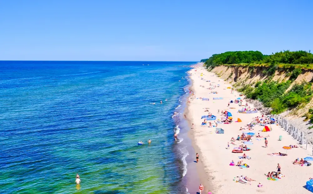 Czysta woda w Bałtyku gdzie ją znaleźć i które plaże są najlepsze