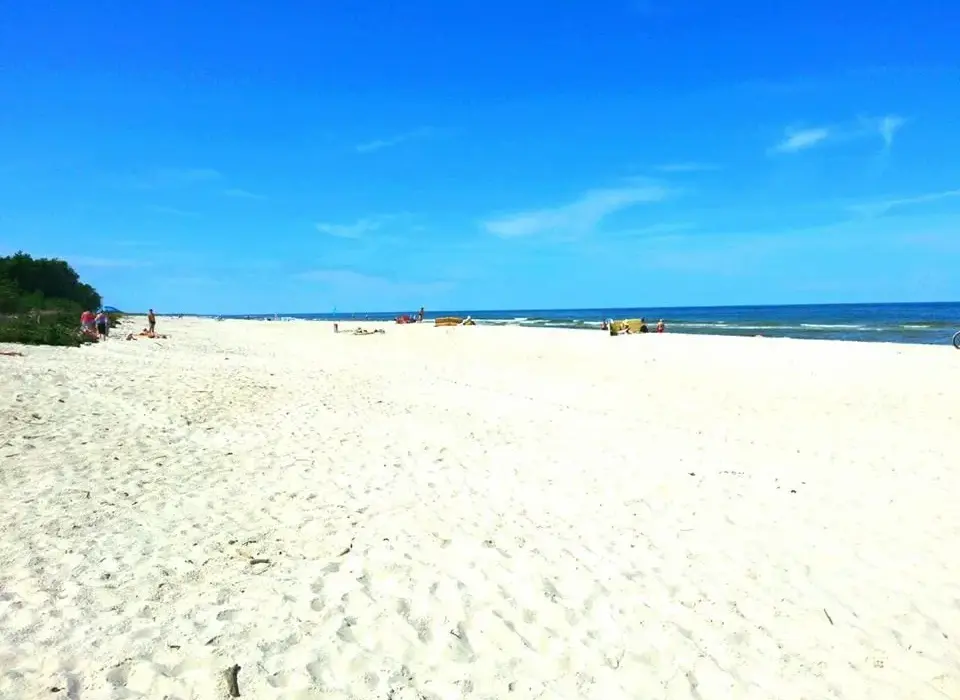 Gdzie puste plaże nad Bałtykiem oferują spokój i bliskość natury