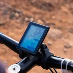 Powerbank do roweru: Jak wybrać najlepszy? Porównanie modeli