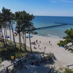 Gdzie otwarte plaże nad Bałtykiem? Znajdź idealne miejsca do wypoczynku